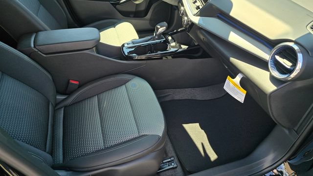 2026 Chevrolet Trax LT - Photo 13