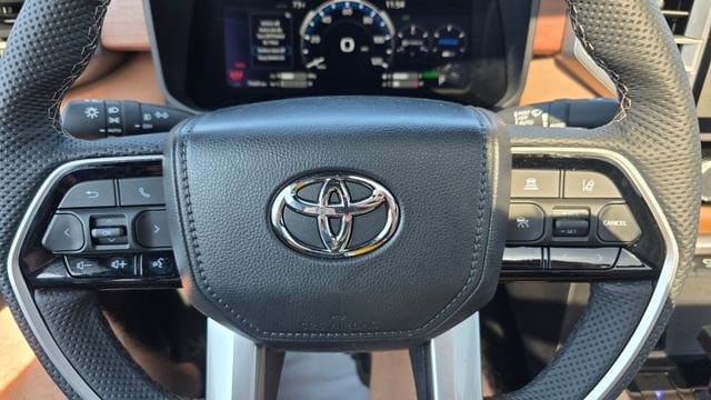 2025 Toyota Tundra 1794 Edition - Photo 26