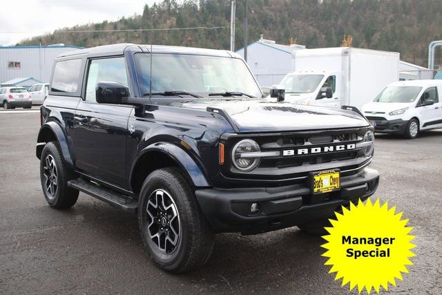 2021 Ford Bronco Base photo 3