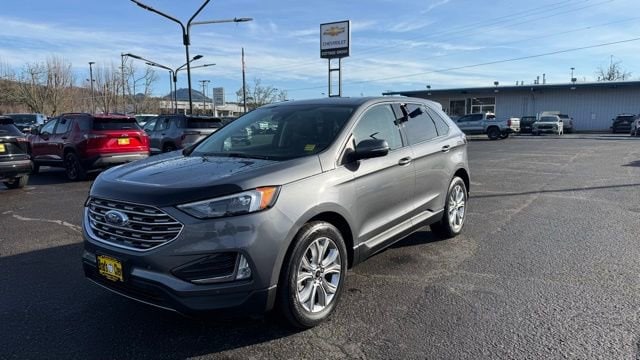 2023 Ford Edge Titanium
