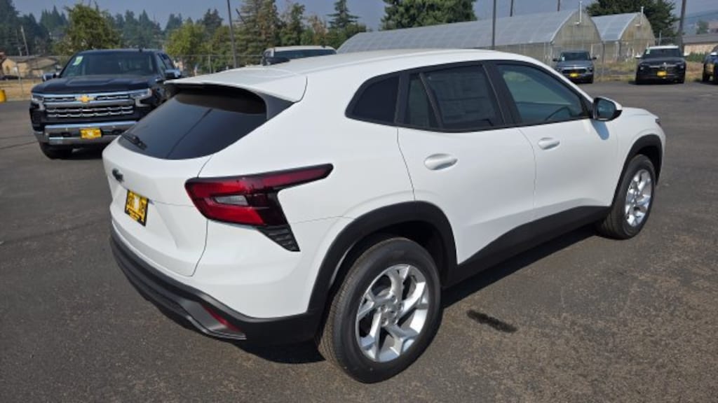 New 2026 Chevrolet Trax LS SUV