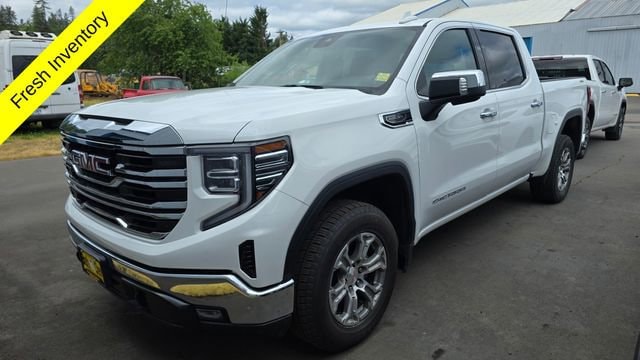 2025 GMC Sierra 4WD Crew Cab Short Box SLT's photo