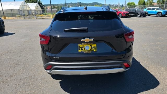 2026 Chevrolet Trax LT - Photo 5