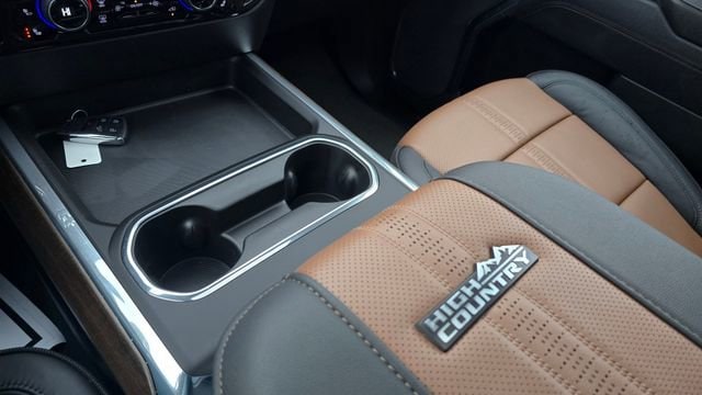 2026 Chevrolet Silverado 2500 HD High Country - Photo 31