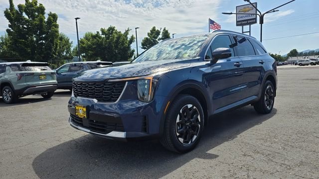 2025 Kia Sorento S's photo