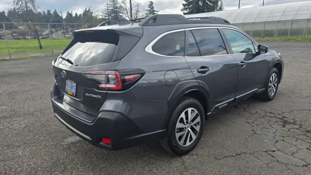 Used 2023 Subaru Outback Premium