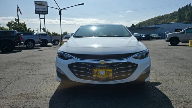 Used 2024 Chevrolet Malibu 1LT with VIN 1G1ZD5ST4RF180408 for sale in Cottage Grove, OR