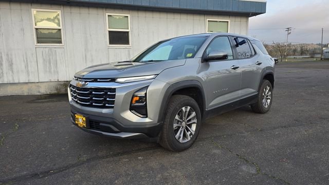 2025 Chevrolet Equinox LT's photo