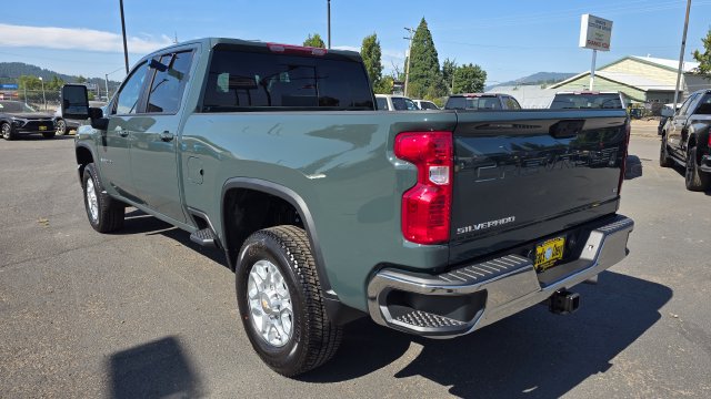 2026 Chevrolet Silverado 3500 HD LT - Photo 6