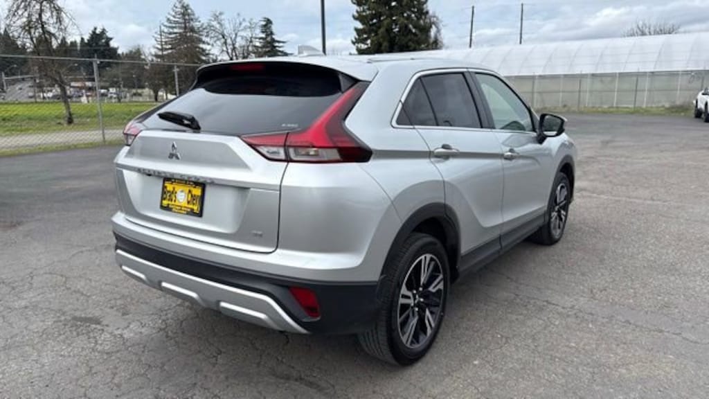 Used 2024 Mitsubishi Eclipse Cross SE