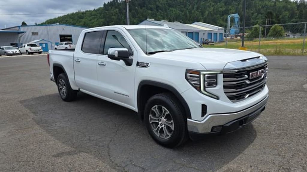 Used 2025 GMC Sierra 1500 SLT Truck