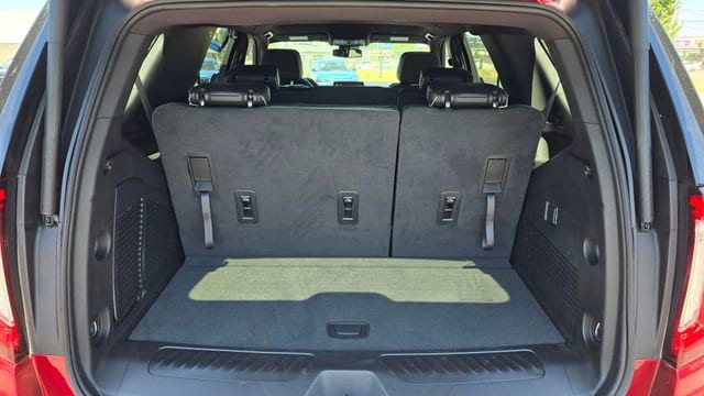 2023 GMC Yukon SLT - Photo 13