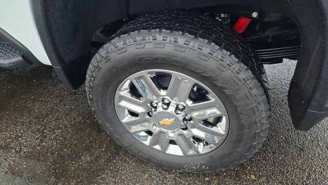 2026 Chevrolet Silverado 2500 HD High Country - Photo 11