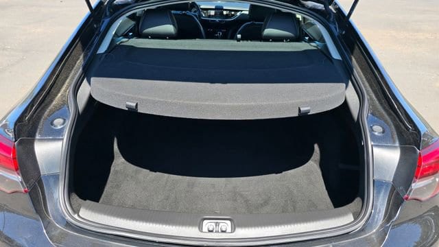 2018 Buick Regal Sportback Essence - Photo 11