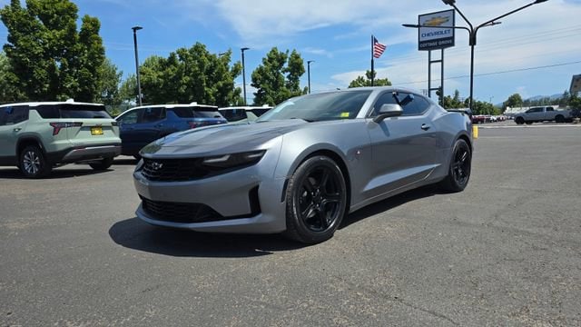 2021 Chevrolet Camaro 1LT's photo