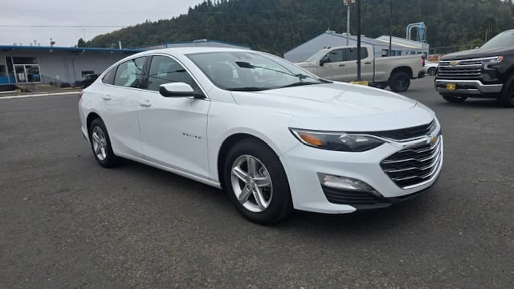 Used 2024 Chevrolet Malibu 1LT Car