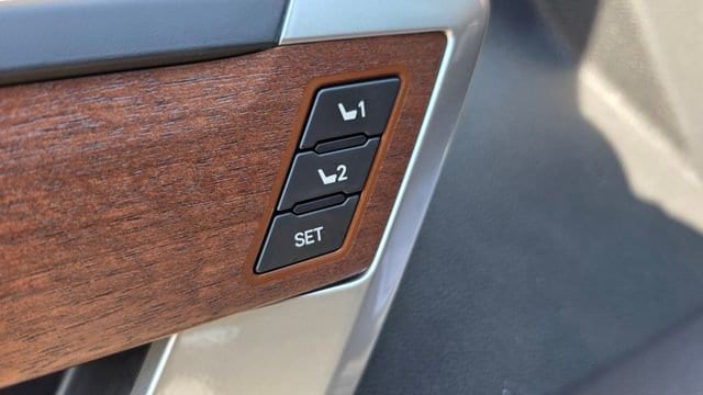 2025 Toyota Tundra 1794 Edition - Photo 23
