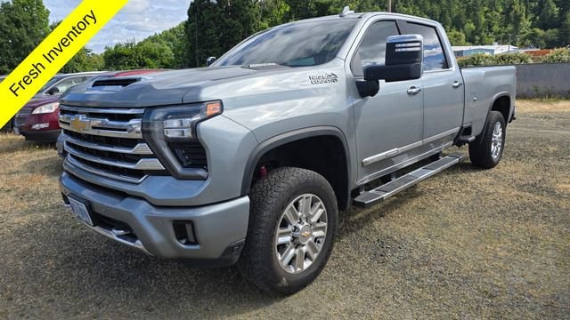 2024 Chevrolet Silverado HD High Country 4WD Crew Cab Long Box SRW's photo