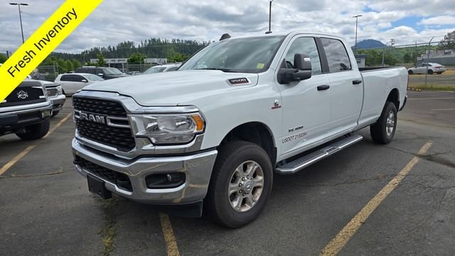 2024 RAM 3500 Big Horn 4X4 Crew Cab LWB's photo