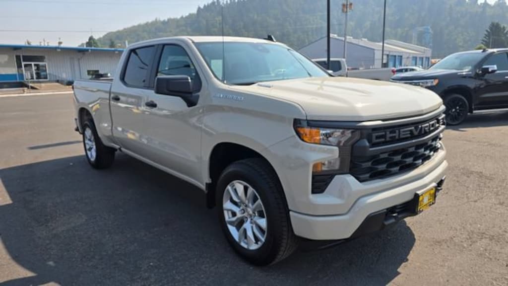 New 2026 Chevrolet Silverado 1500 Custom Truck