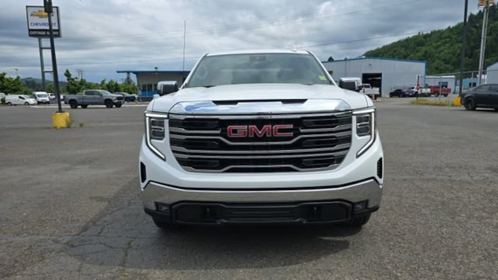 Used 2025 GMC Sierra 1500 SLT Truck