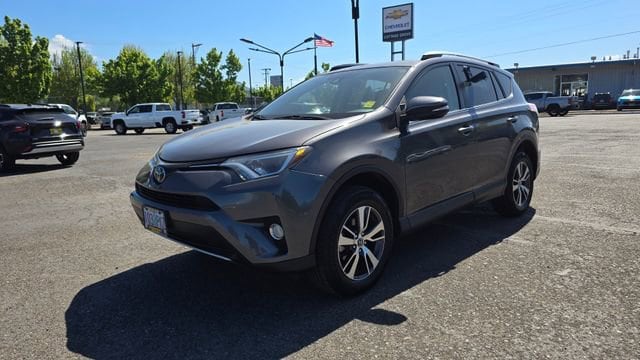 2018 Toyota RAV4 XLE AWD's photo