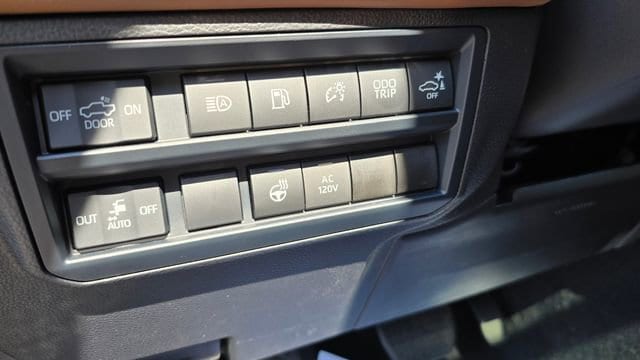 2025 Toyota Tundra 1794 Edition - Photo 24