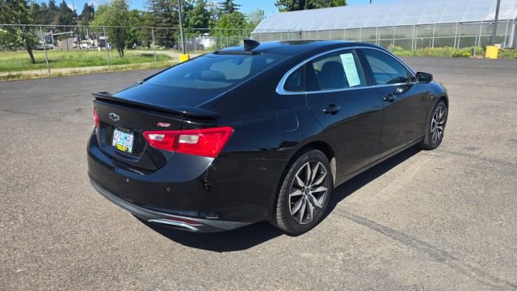 Used 2021 Chevrolet Malibu RS Car