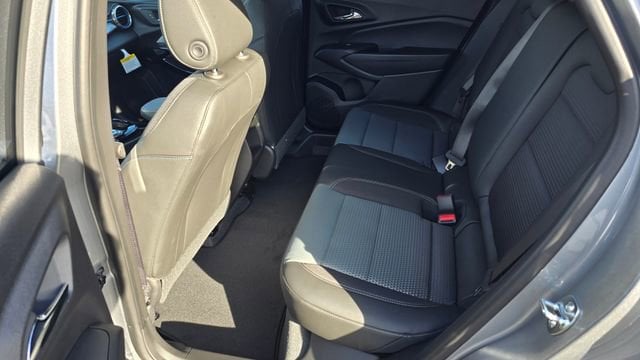 2026 Chevrolet Trax LT - Photo 10