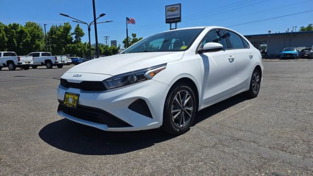 Used 2024 Kia Forte LXS