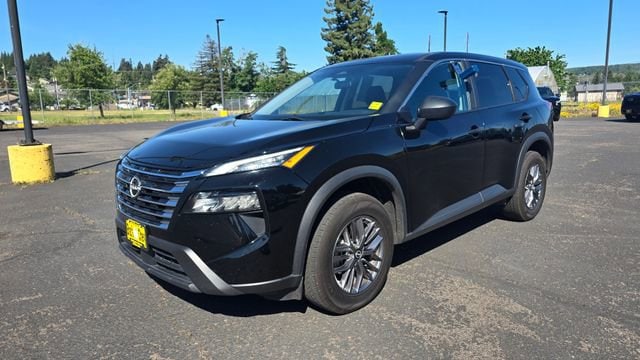 2024 Nissan Rogue S AWD's photo