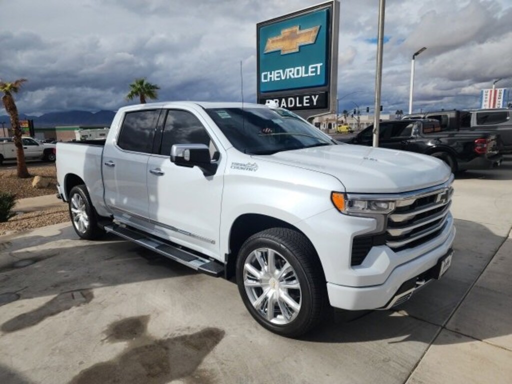 New 2026 Chevrolet Silverado 1500 High Country Truck Crew Cab