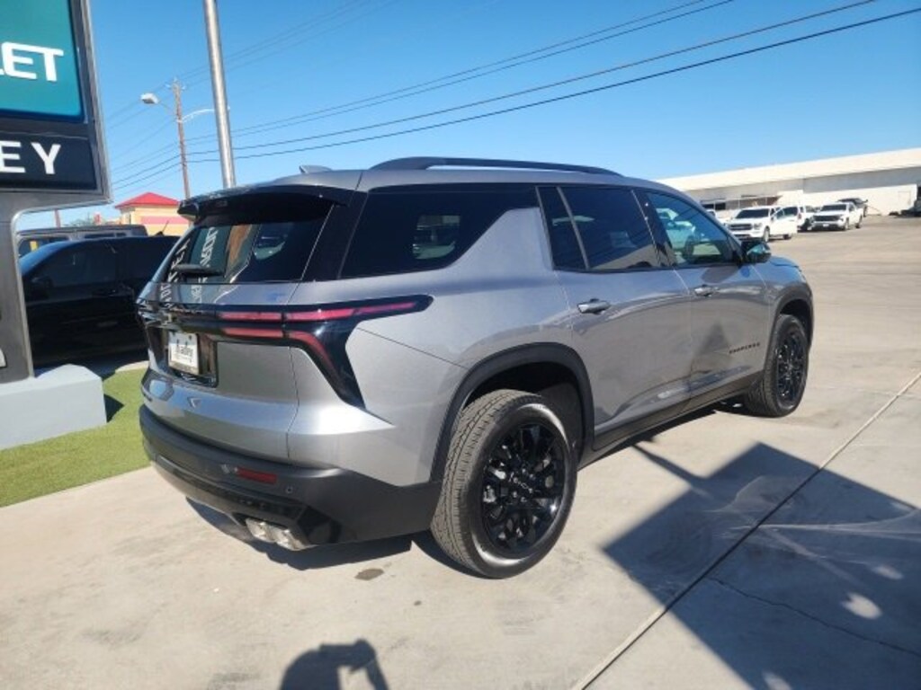 New 2026 Chevrolet Traverse LT SUV