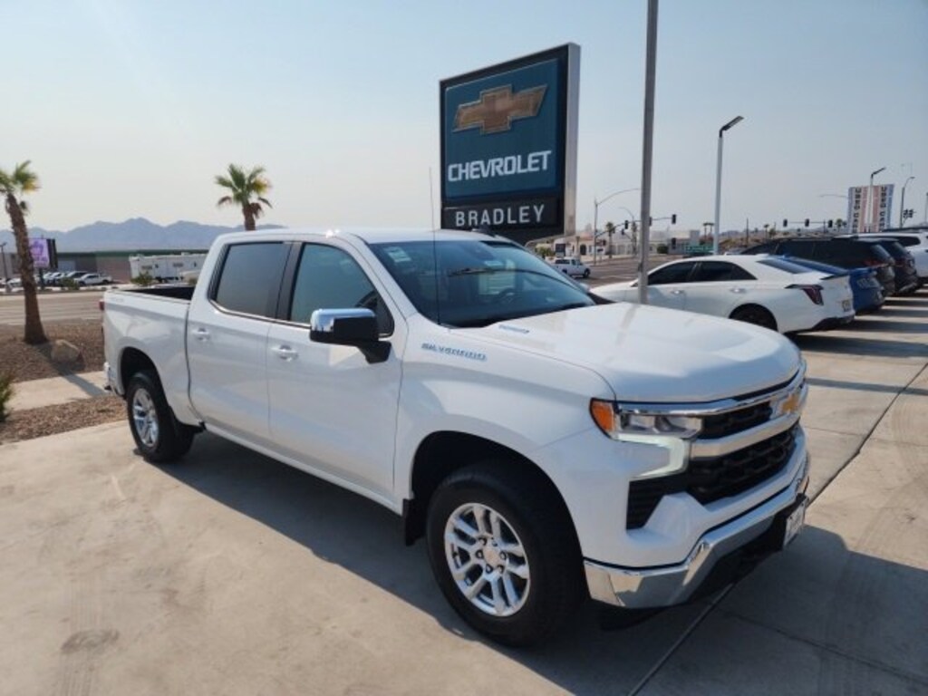 New 2025 Chevrolet Silverado 1500 LT Truck Crew Cab