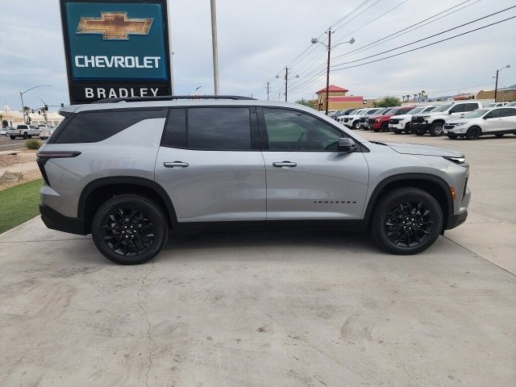 New 2026 Chevrolet Traverse LT SUV
