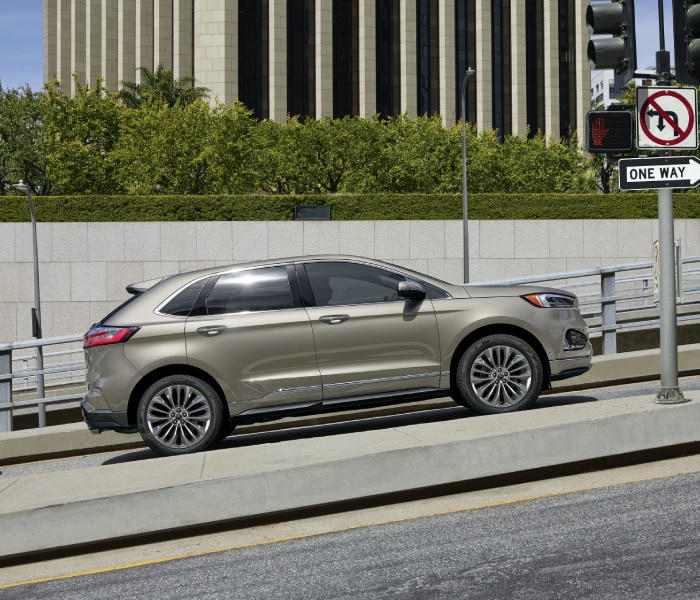 New Ford Edge at a light