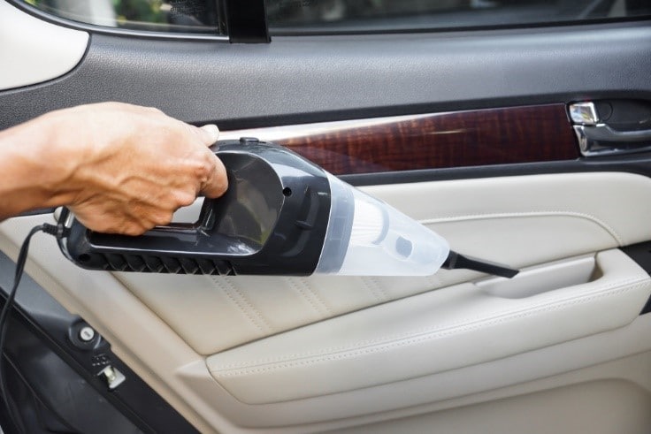 8 must have car accessories for cleaner and spacious car - Rediff.com
