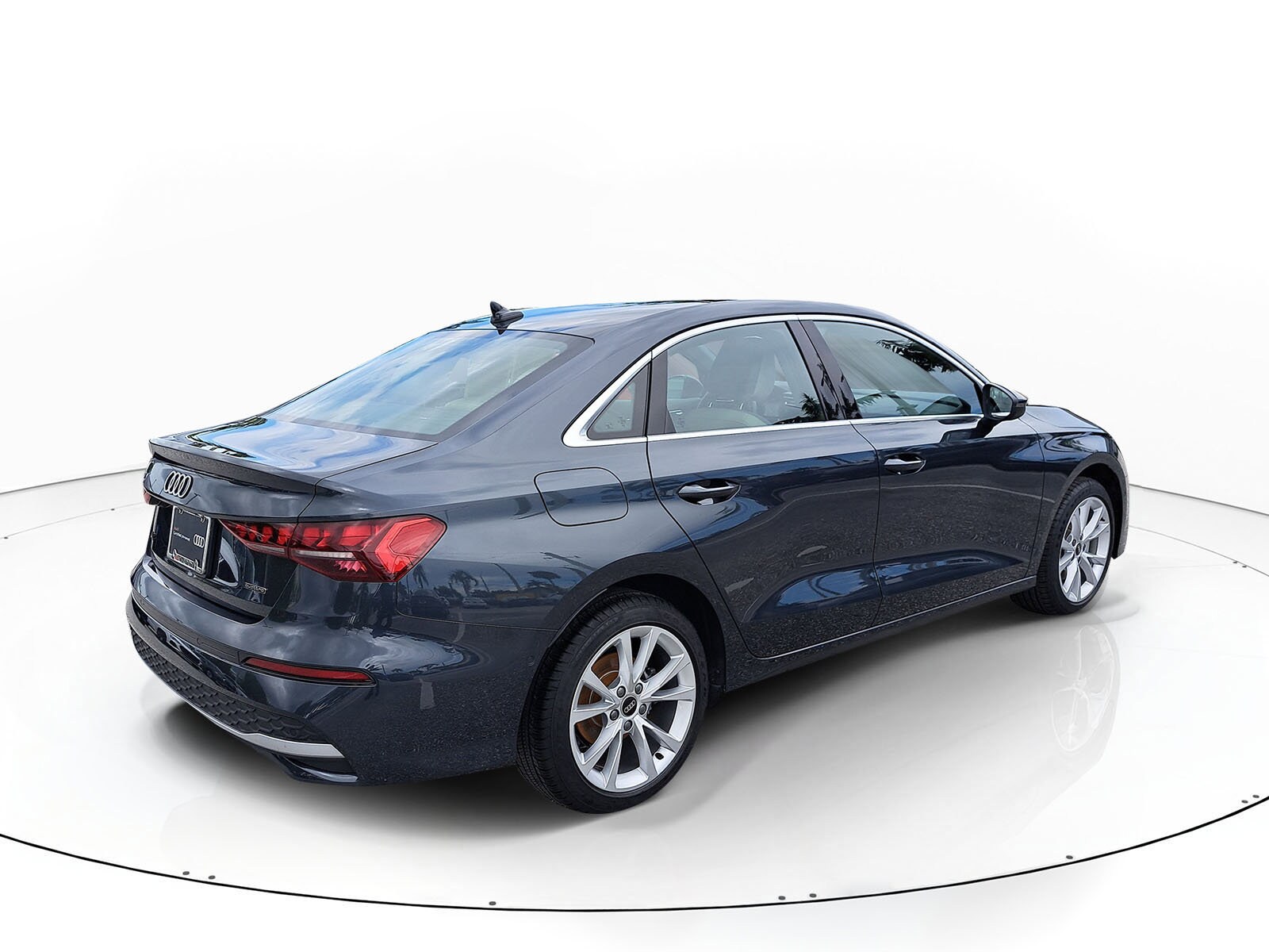 2025 Audi A3 40 Premium Plus photo 4