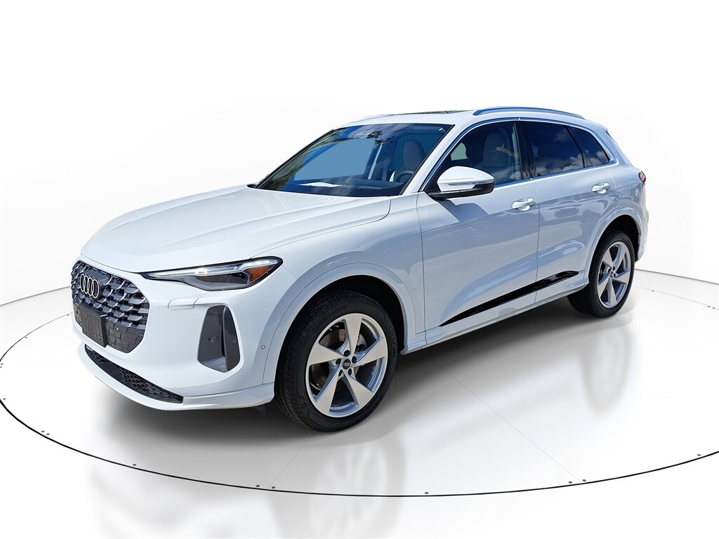 2025 Audi Q5 2.0T Premium Plus photo 2
