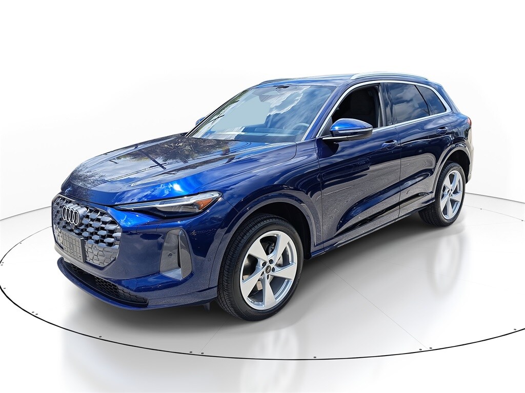 2025 Audi Q5 2.0T Premium Plus photo 2