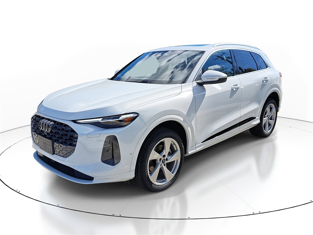 2025 Audi Q5 2.0T Premium Plus photo 2