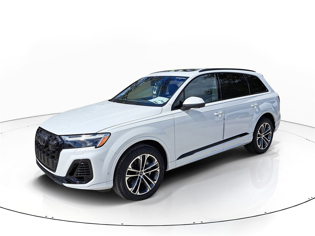 2026 Audi Q7 55 Premium photo 2