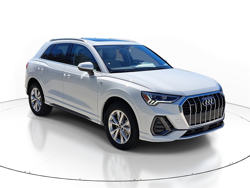2025 Audi Q3 45 S line Premium