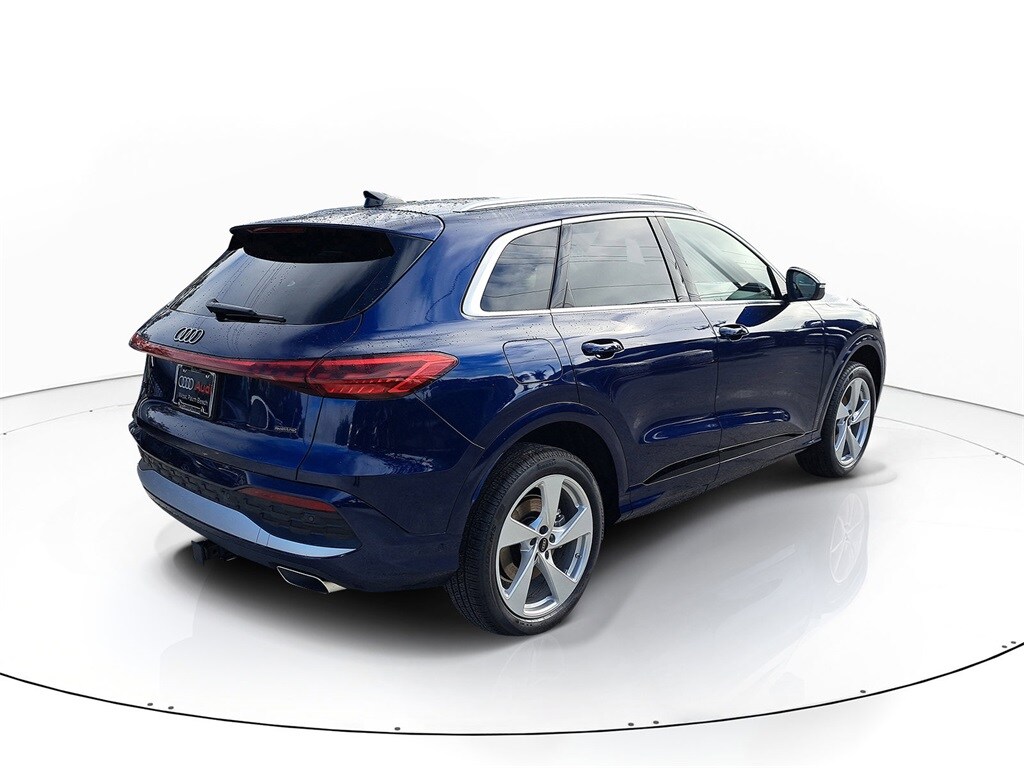 2025 Audi Q5 2.0T Premium Plus photo 4