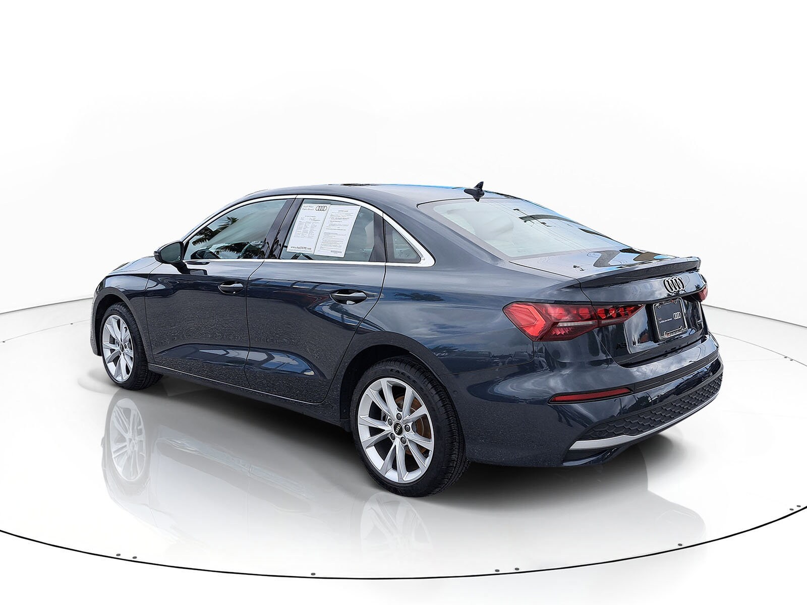 2025 Audi A3 40 Premium Plus photo 3