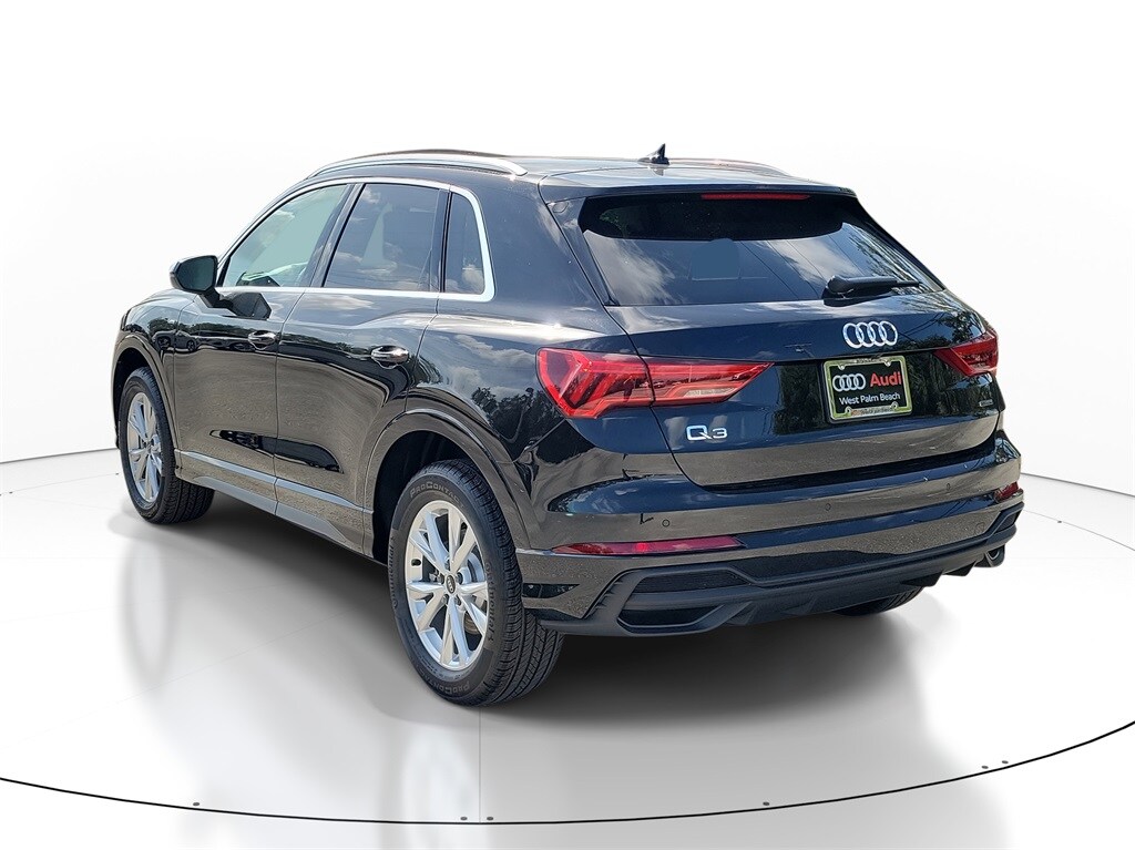 2025 Audi Q3 Premium Plus photo 3