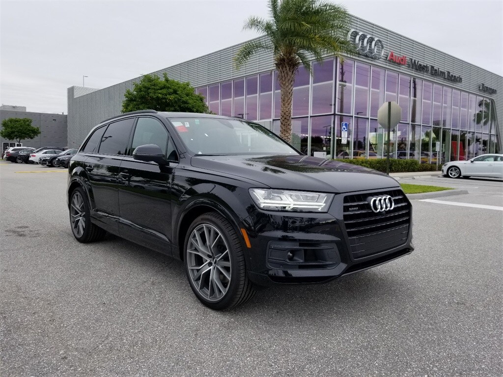 2018 Audi Q7 Titanium Black Optic Package