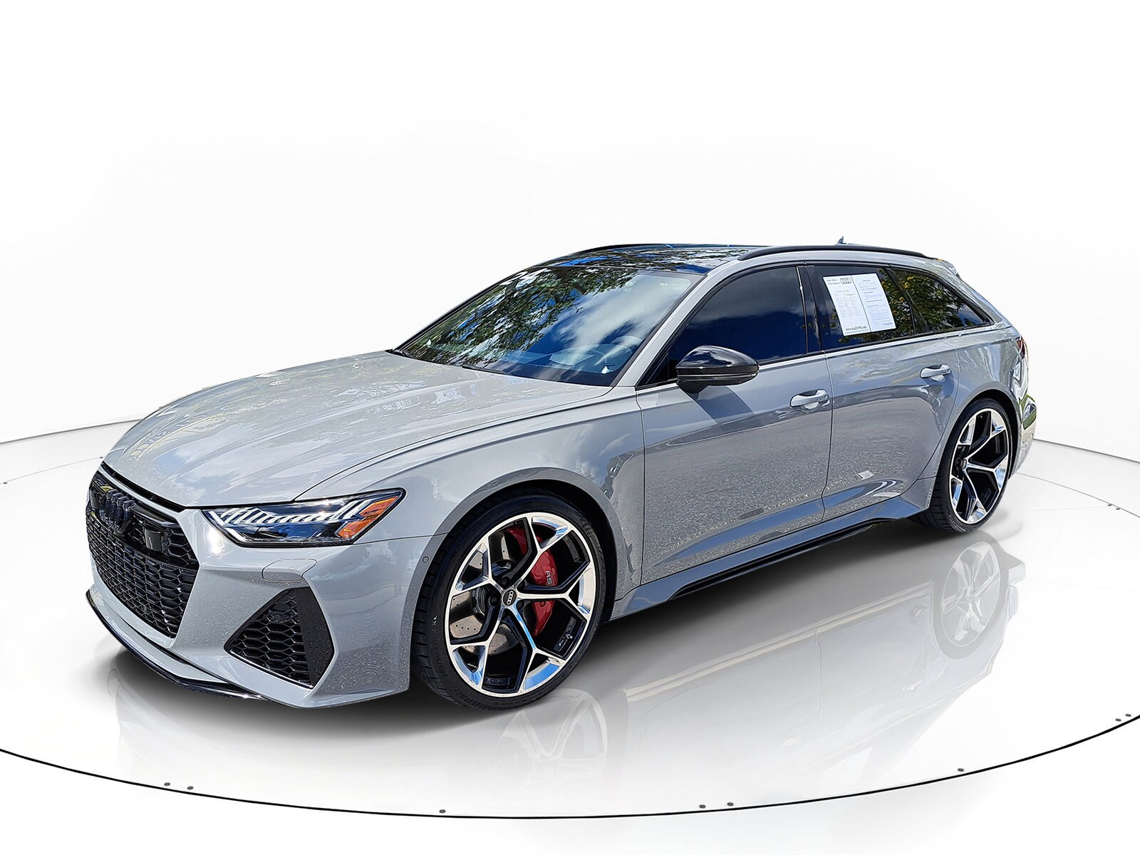 2024 Audi RS 6 Avant Base photo 2