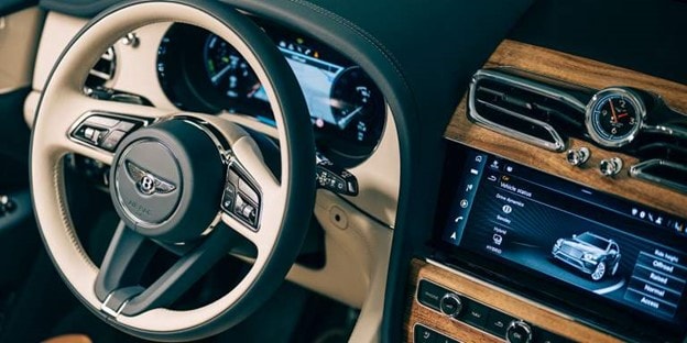Bentley Bentayga Dash