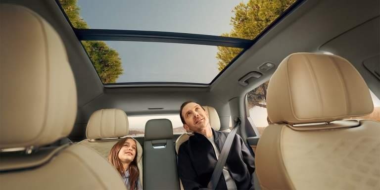 2023 Bentley Bentayga EWB Moonroof